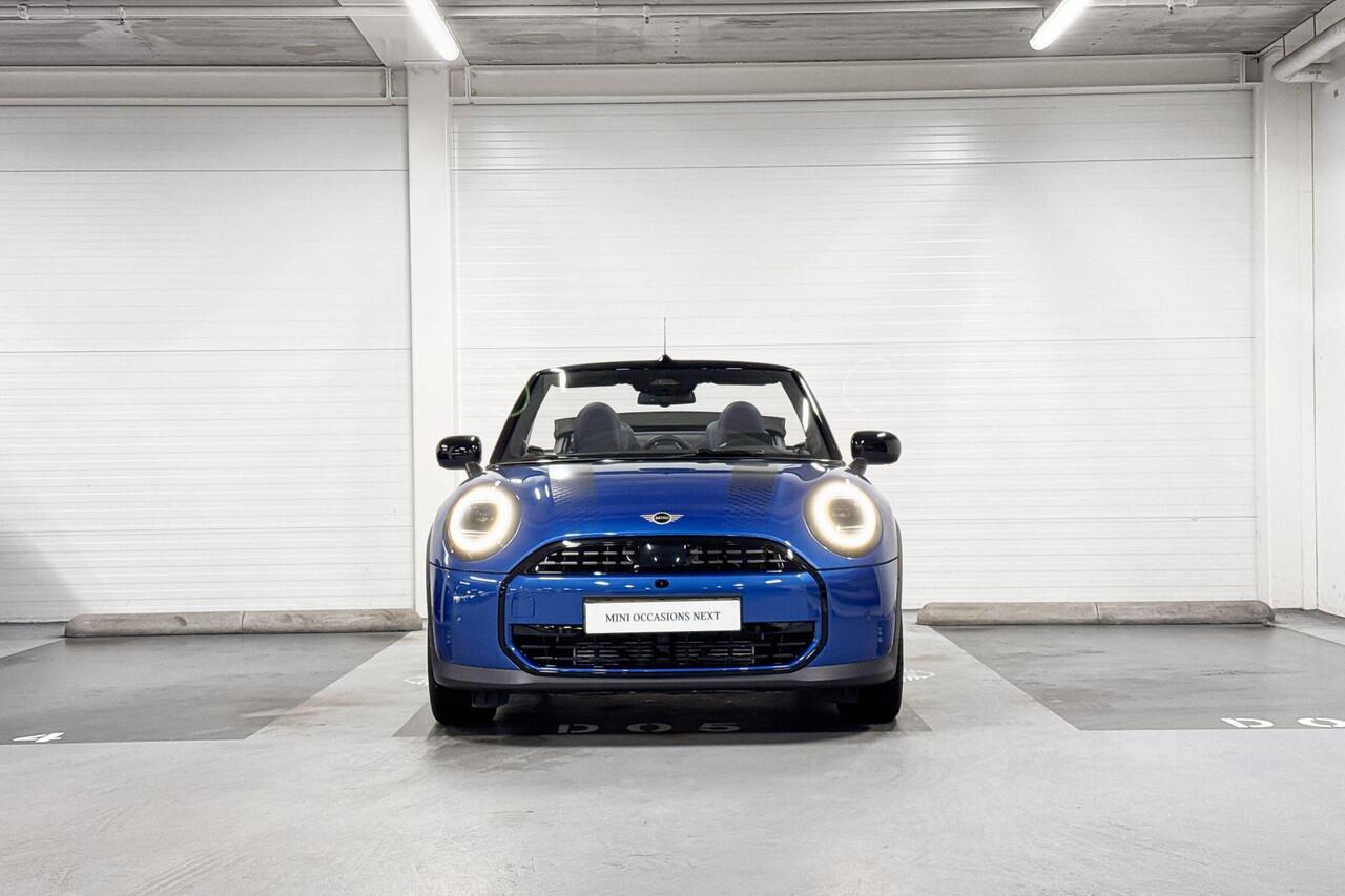Mini COOPER Cabrio 2.0 C Favoured L