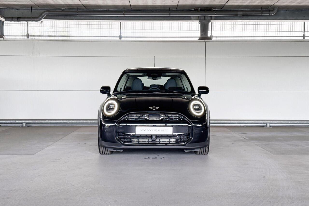 Mini COOPER 5-deurs C Classic M