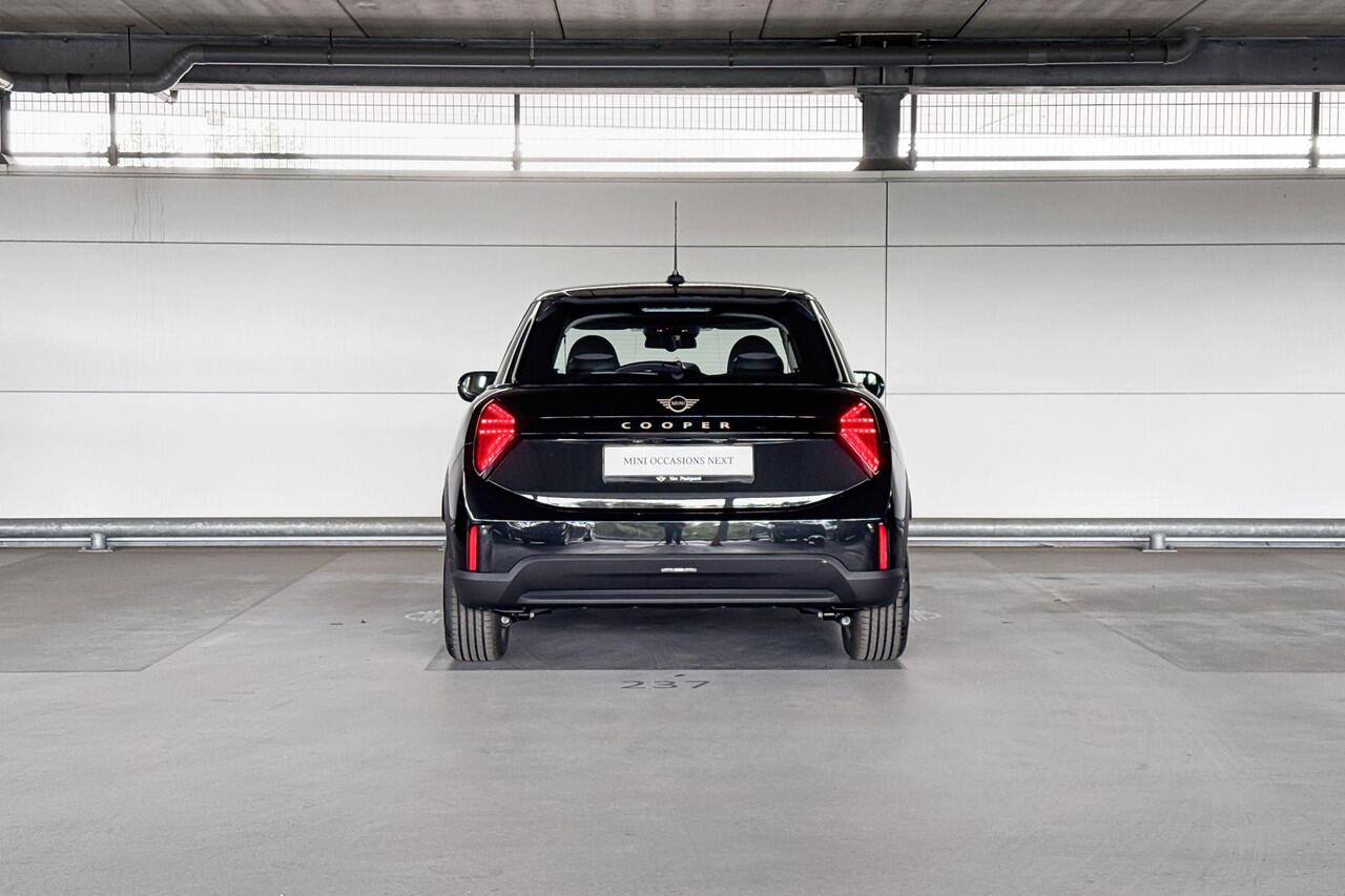 Mini COOPER 5-deurs C Classic M