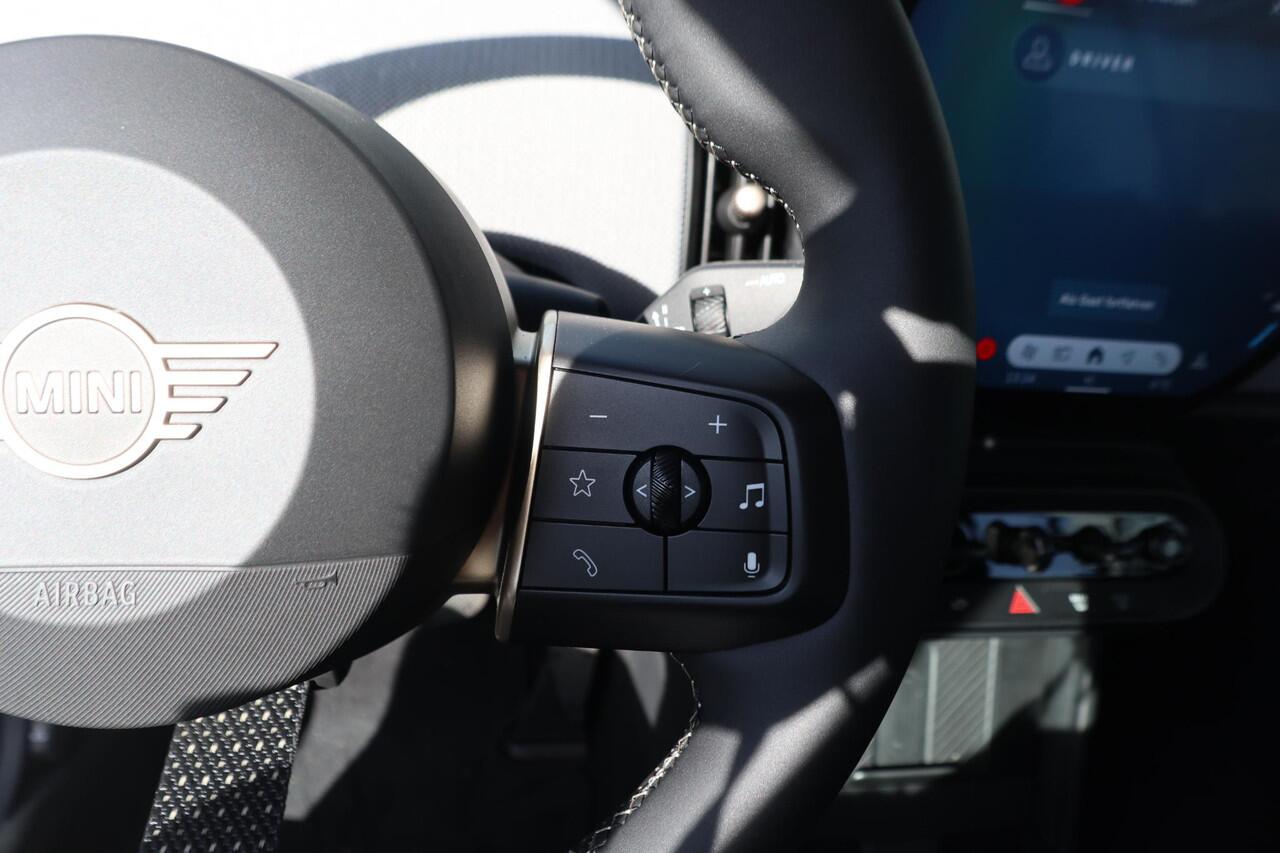 Mini COOPER Cabrio C Favoured Trim + Pakket L