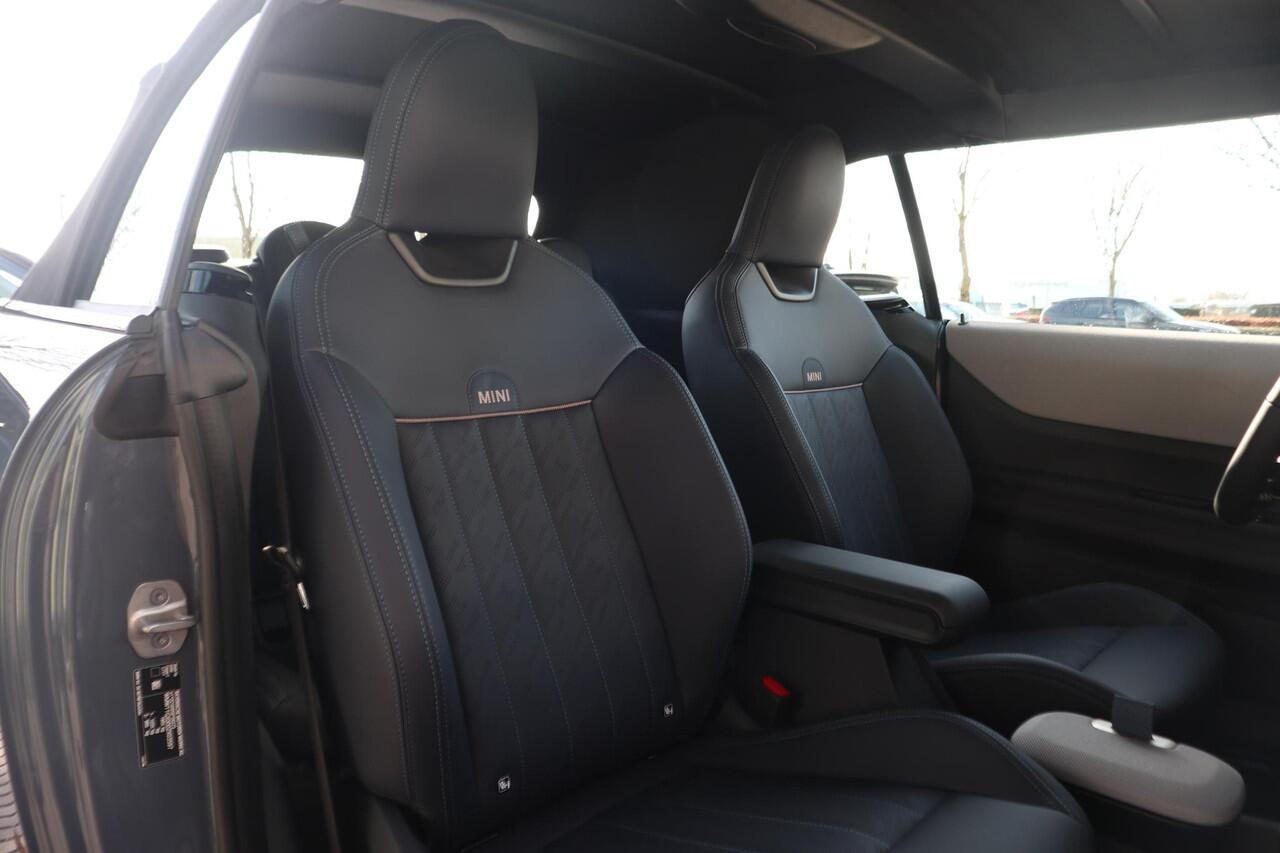 Mini COOPER Cabrio C Favoured Trim + Pakket L