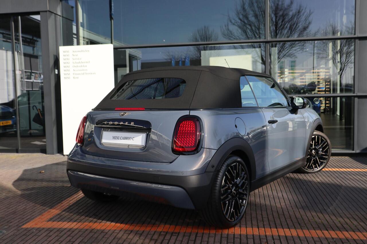 Mini COOPER Cabrio C Favoured Trim | Pakket L