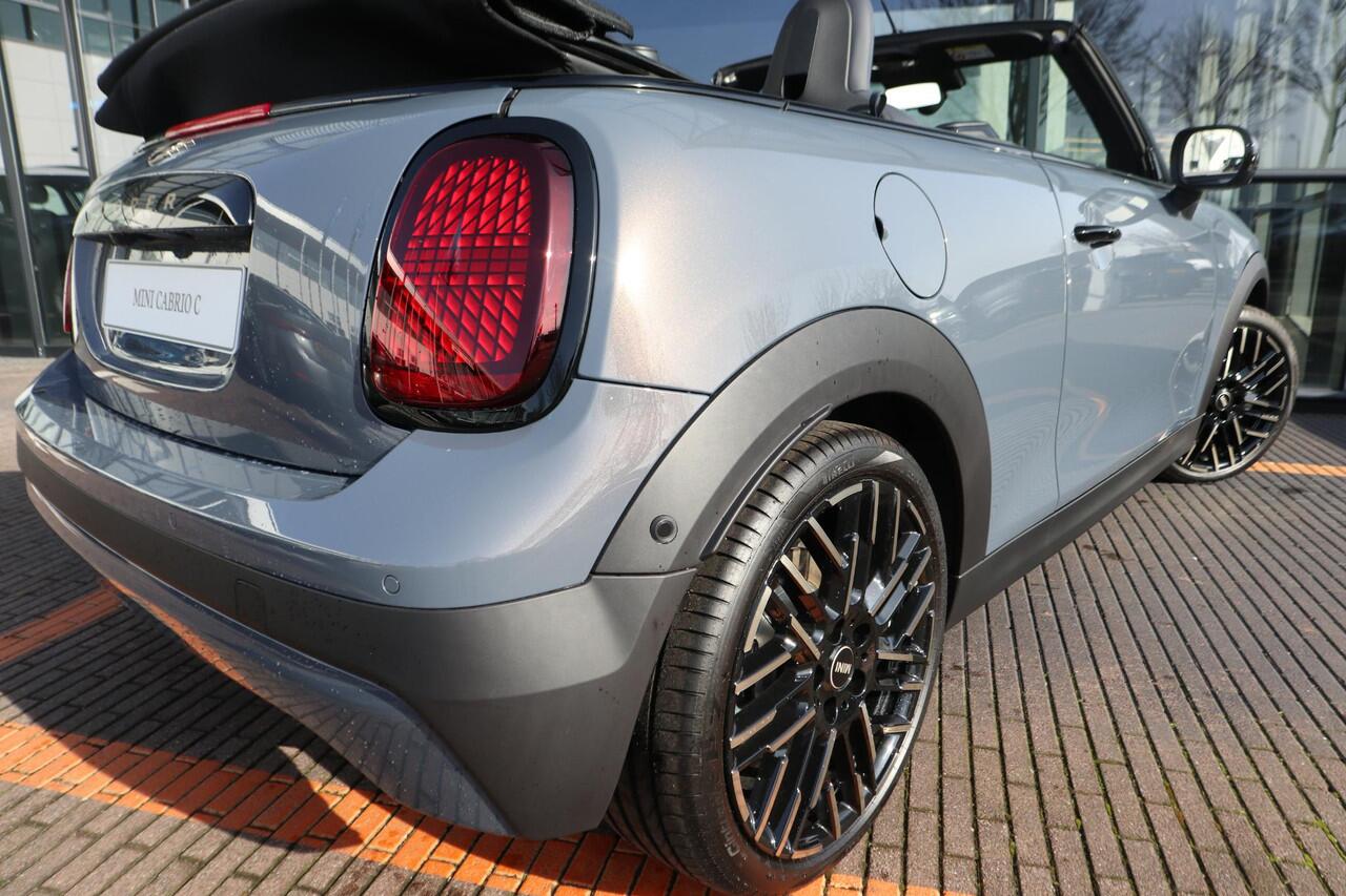 Mini COOPER Cabrio C Favoured Trim | Pakket L
