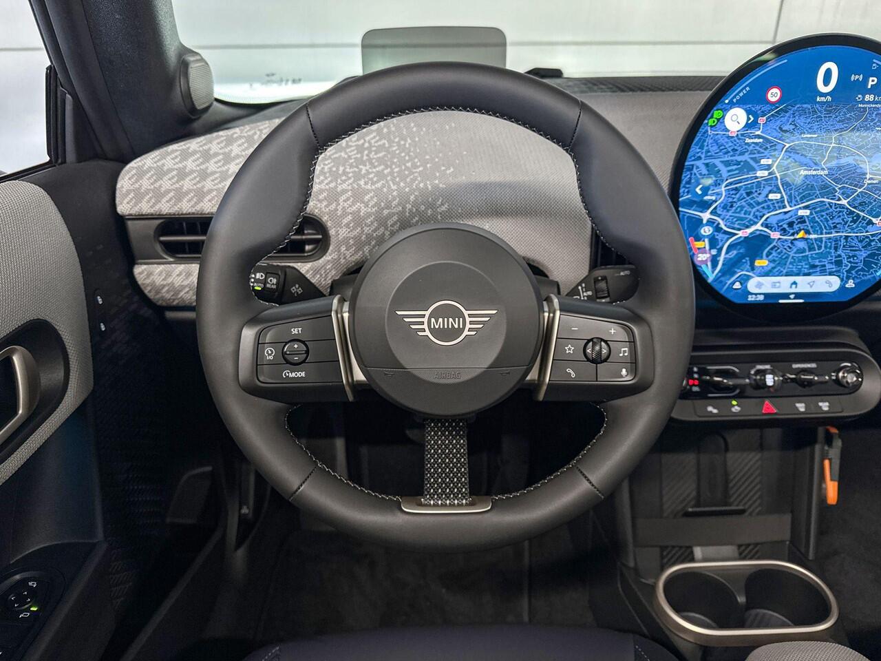 Mini COOPER Cabrio 2.0 C Favoured L - Boost Deals