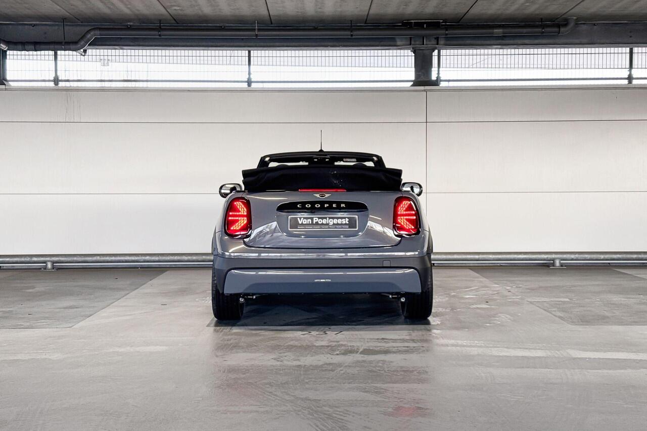 Mini COOPER Cabrio 2.0 C Favoured L - Boost Deals