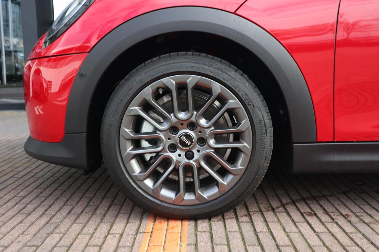 Mini COOPER 3-deurs C | Classic Trim + Pakket L