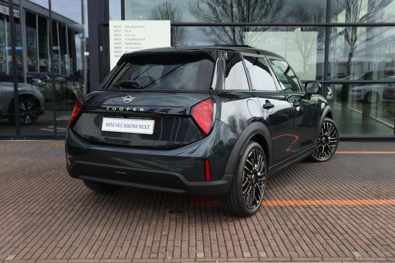 Mini COOPER 5-deurs C | Favoured Trim + Pakket XL