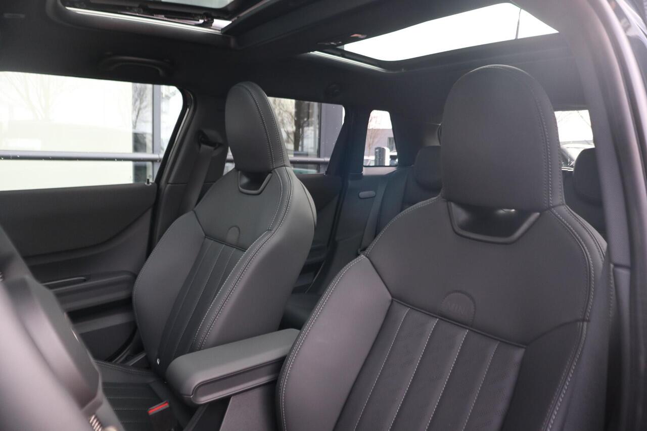 Mini COOPER 5-deurs C | Favoured Trim + Pakket XL