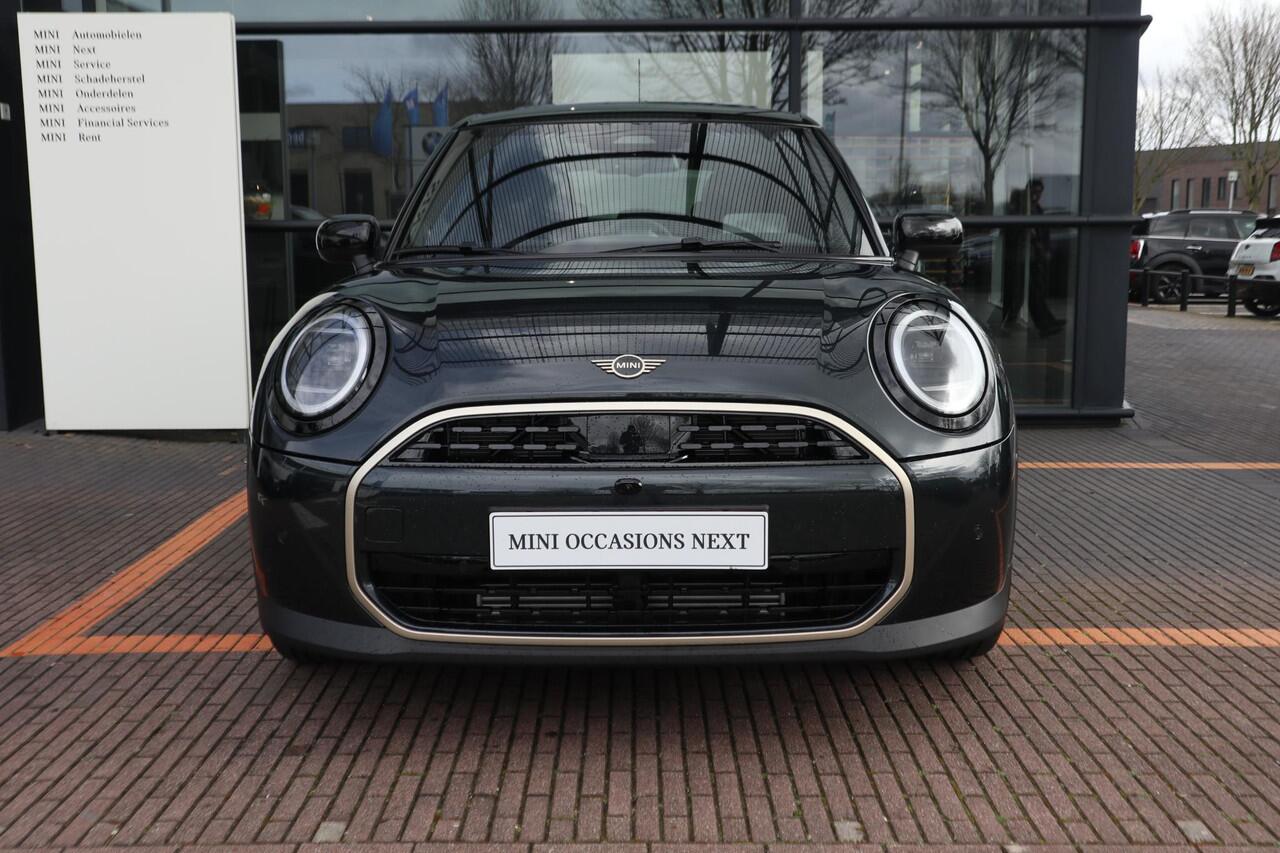 Mini COOPER 5-deurs C | Favoured Trim + Pakket XL