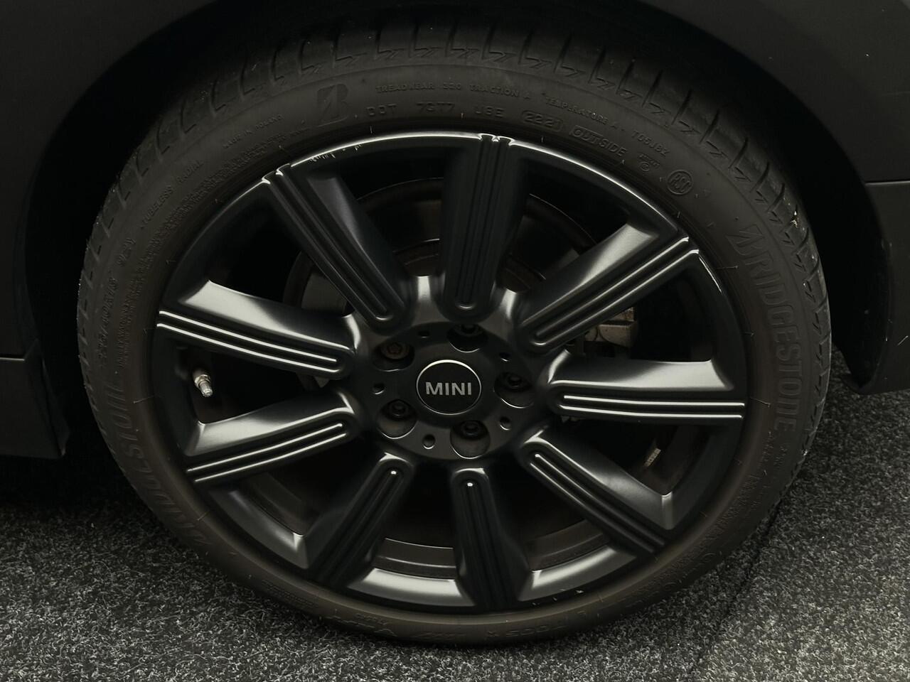 Mini COOPER CLUBMAN 1.5 Business Edition Navi Sfeer NL Auto Dealer Onderhouden