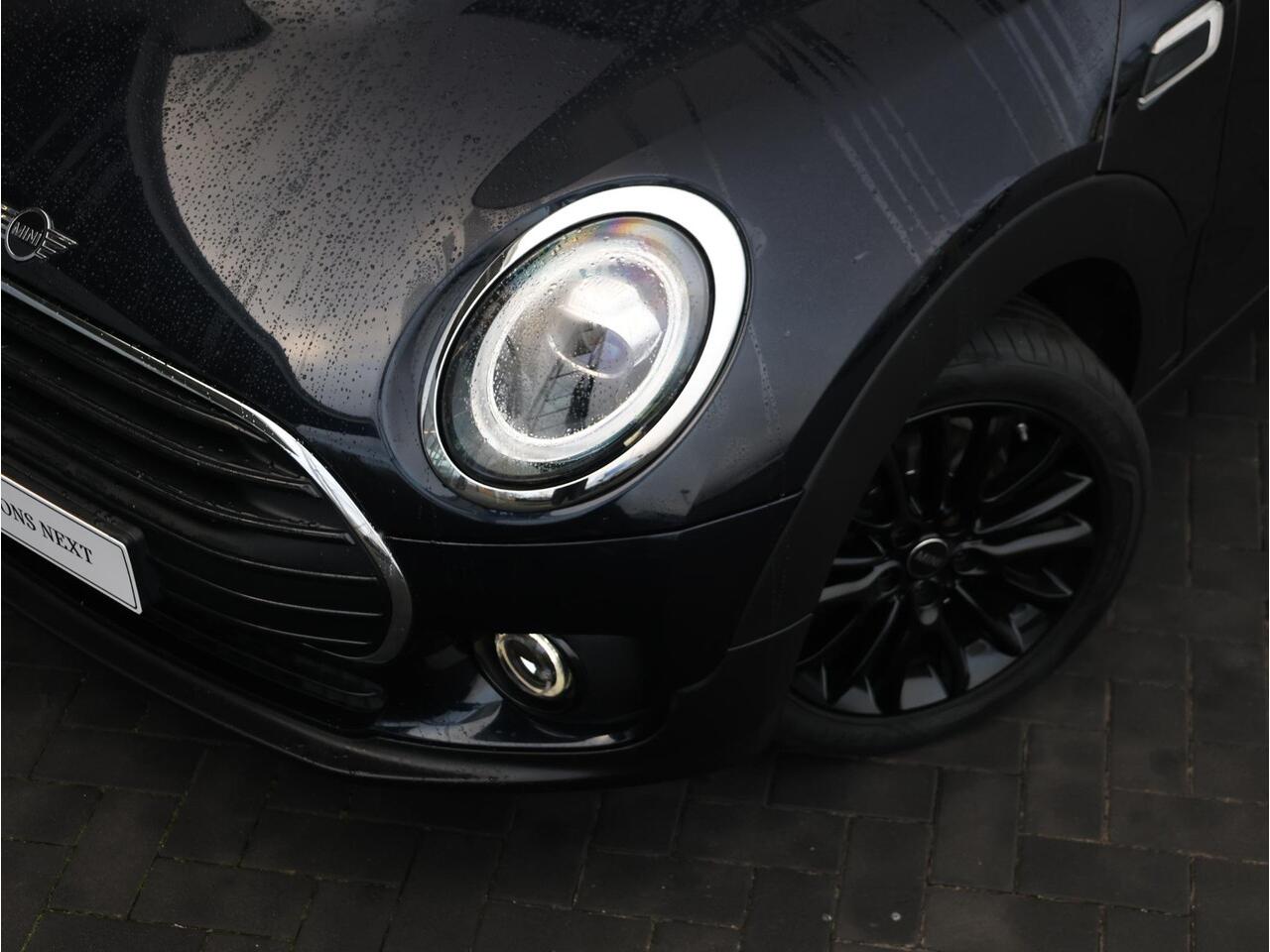 Mini COOPER CLUBMAN Mini 1.5 Business Edition Comfort Access/ Panoramadak/ Cruise Control/ Comfortstoelen/ Getint Glas/ Led-Koplampen
