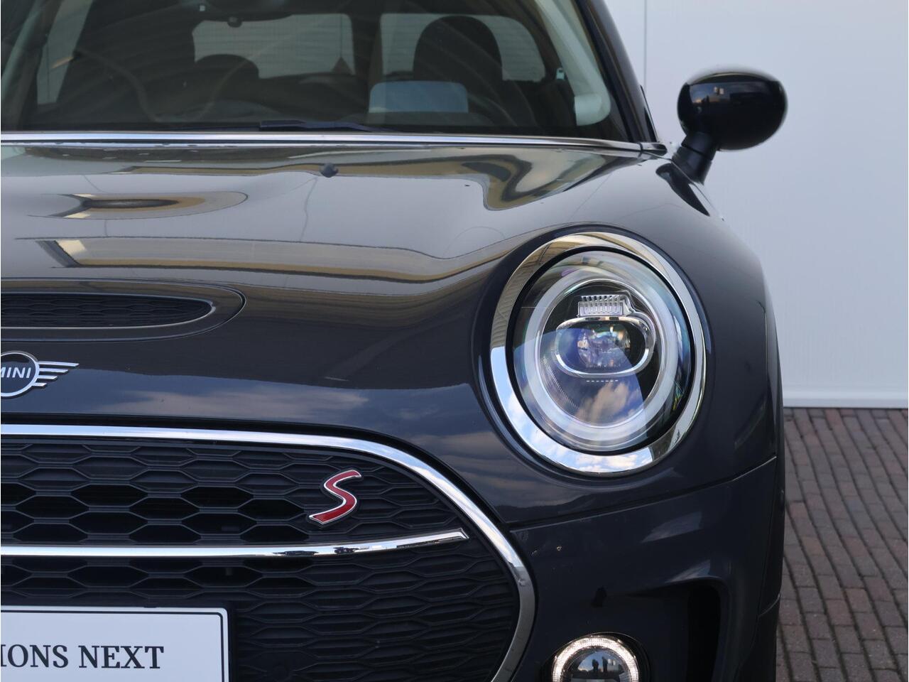 Mini COOPER CLUBMAN 2.0 S Chili Panoramadak/ Comfortstoelen/ Harman-Kardon/ Head-Up/ Active Cruise Control