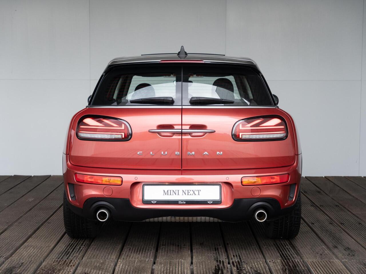 Mini COOPER CLUBMAN S Aut. Indian Summer Red ed + Panoramadak