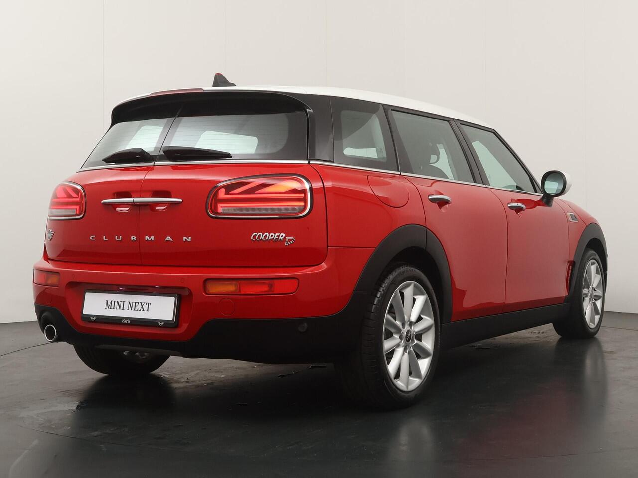 Mini COOPER CLUBMAN D Business Edition | Harman & Kardon | Comfort Access | NAVI | Parkeersensoren |