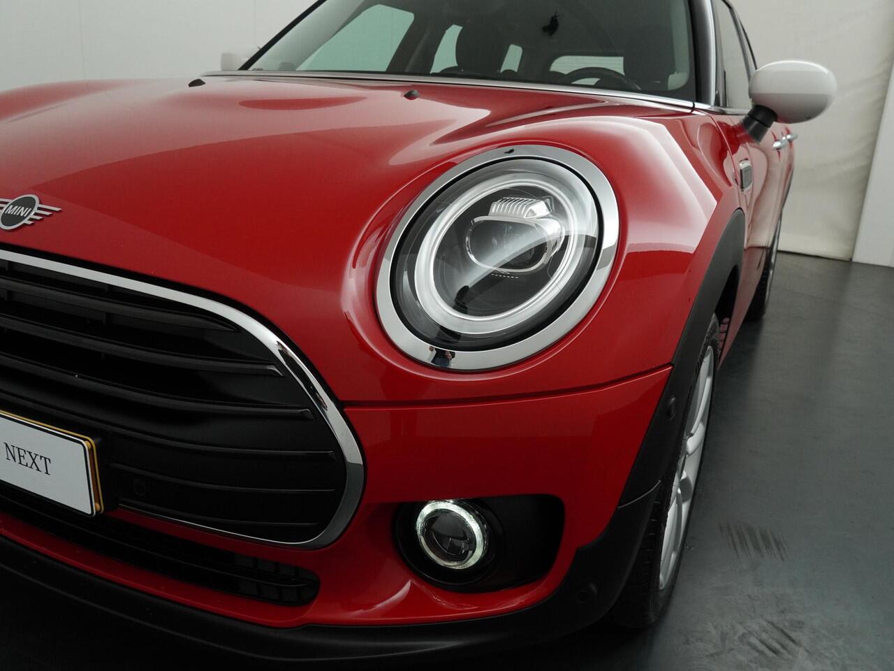 Mini COOPER CLUBMAN D Business Edition | Harman & Kardon | Comfort Access | NAVI | Parkeersensoren |