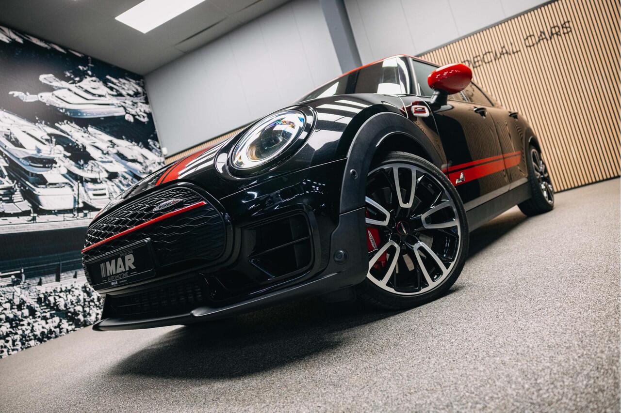 Mini COOPER CLUBMAN 2.0 JCW ALL4 John Works | JCW | Rood dak | Sportstoelen | Stoelverwarming | Head-Up |