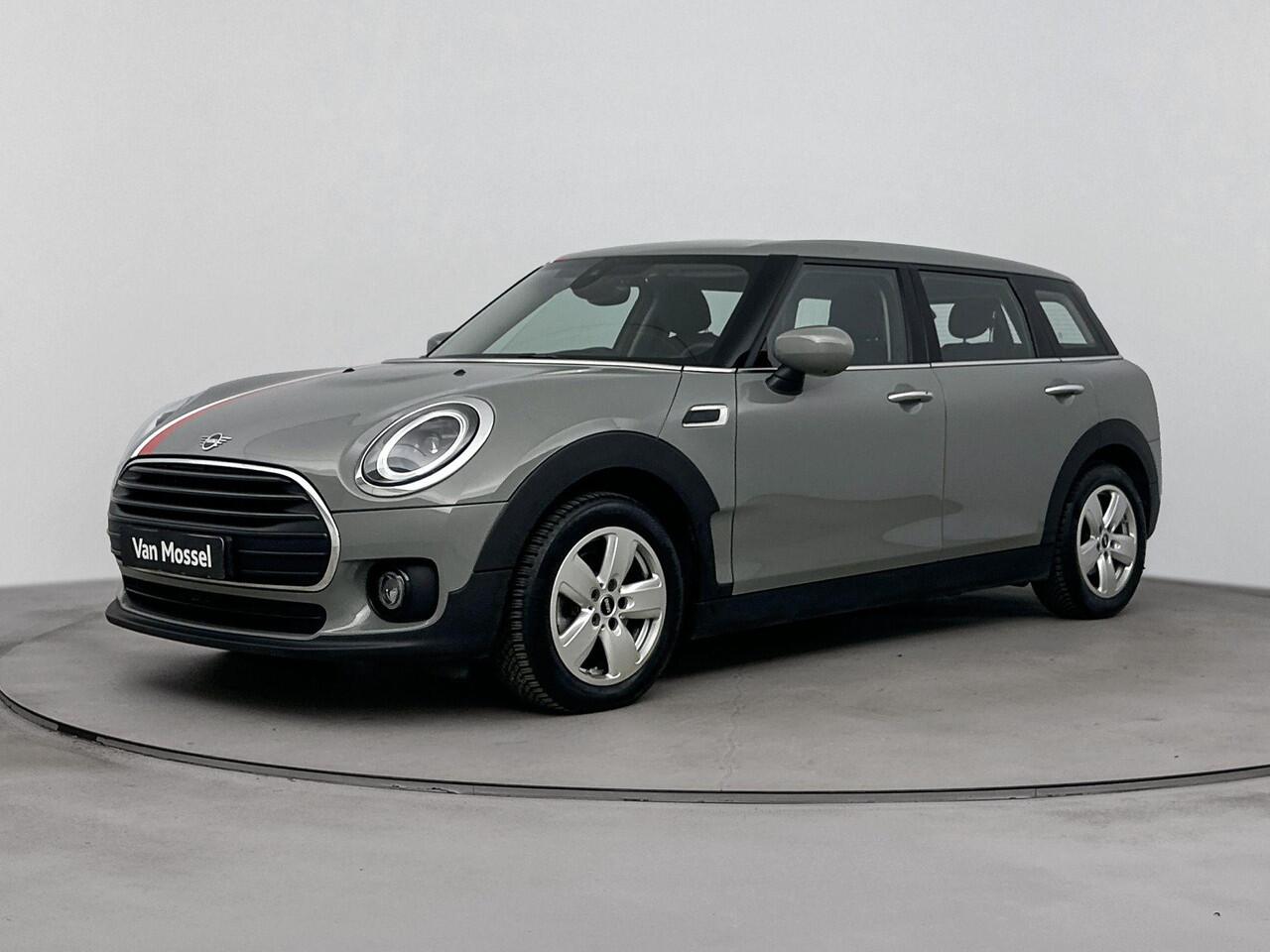 Mini COOPER CLUBMAN Mini 1.5 Business Edition 136PK | Automaat | Achteruitrijcamera | Navigatie | Climate Control | Stoelverwarming | LED Koplampen