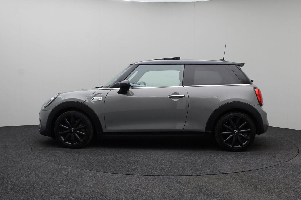 Mini COOPER S Mini 2.0 Chili 2018 | Airco | Stoelverwarming | Panoramadak | Onderhoudshistorie | Parkeersensoren | Cruise Control | Keyless Go | Stuurwiel Bediening | Boekjes
