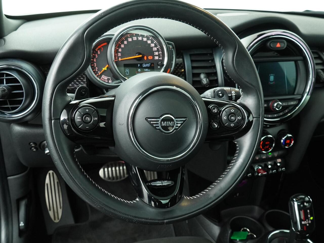 Mini COOPER S Knightsbridge Edition | JCW-trim | Panoramadak | Comfort access |