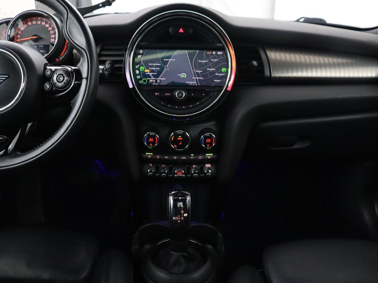 Mini COOPER S 2.0 60 Years | Panoramadak | Stoelverwarming | Leder | Head-Up | Park Assist | Carplay | Navigatie | Keyless | Full LED | Harman/Kardon | Climate control | Cruise control