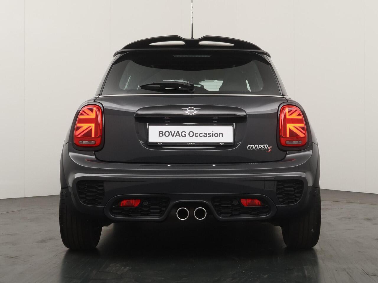 Mini COOPER S 3-deurs | Knightsbridge Edition | JCW-trim | Panoramadak | Comfort access |