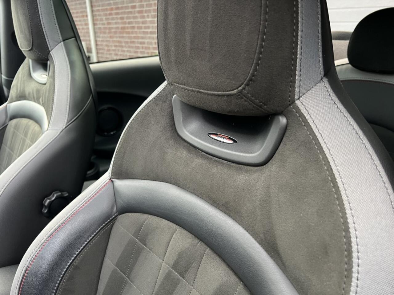 Mini COOPER S John Cooper Works Aut Pano Keyless LED 192 PK JCW Sportstoelen