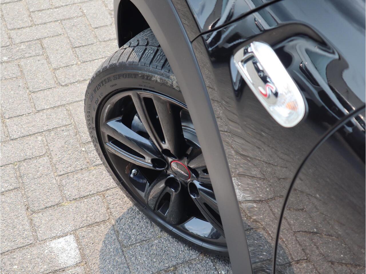 Mini COOPER S 2.0 JCW Pack / Panodak / Apple CarPlay