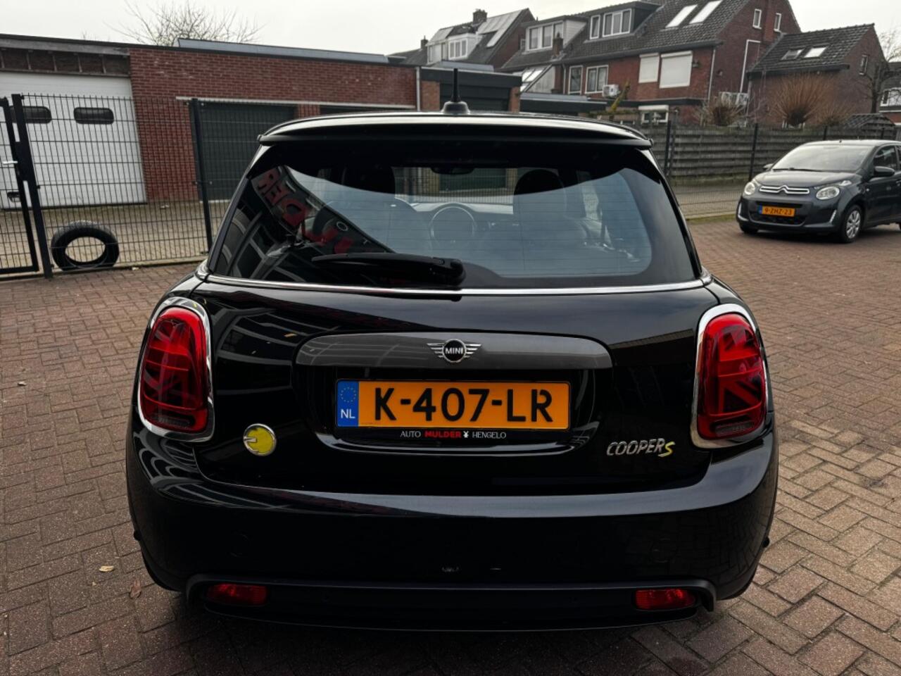 Mini COOPER S ELECTRIC CHARGED S / HenK / FULL LED / CAMERA / CRUISE / LEER / AUTOMAAT! / CARPLAY