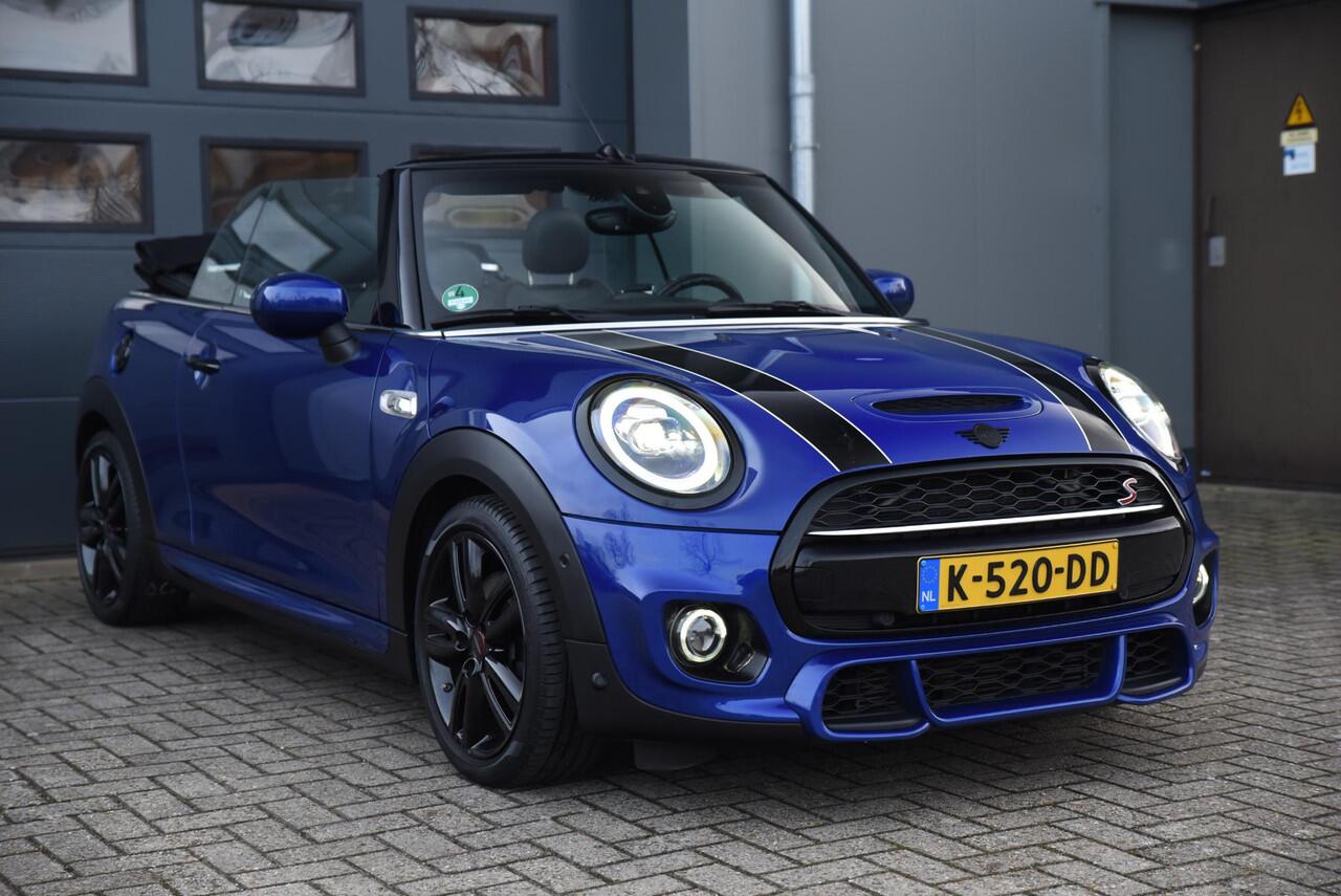 Mini COOPER S Mini Cabrio 2.0 Sidewalk Edition JCW Pakket