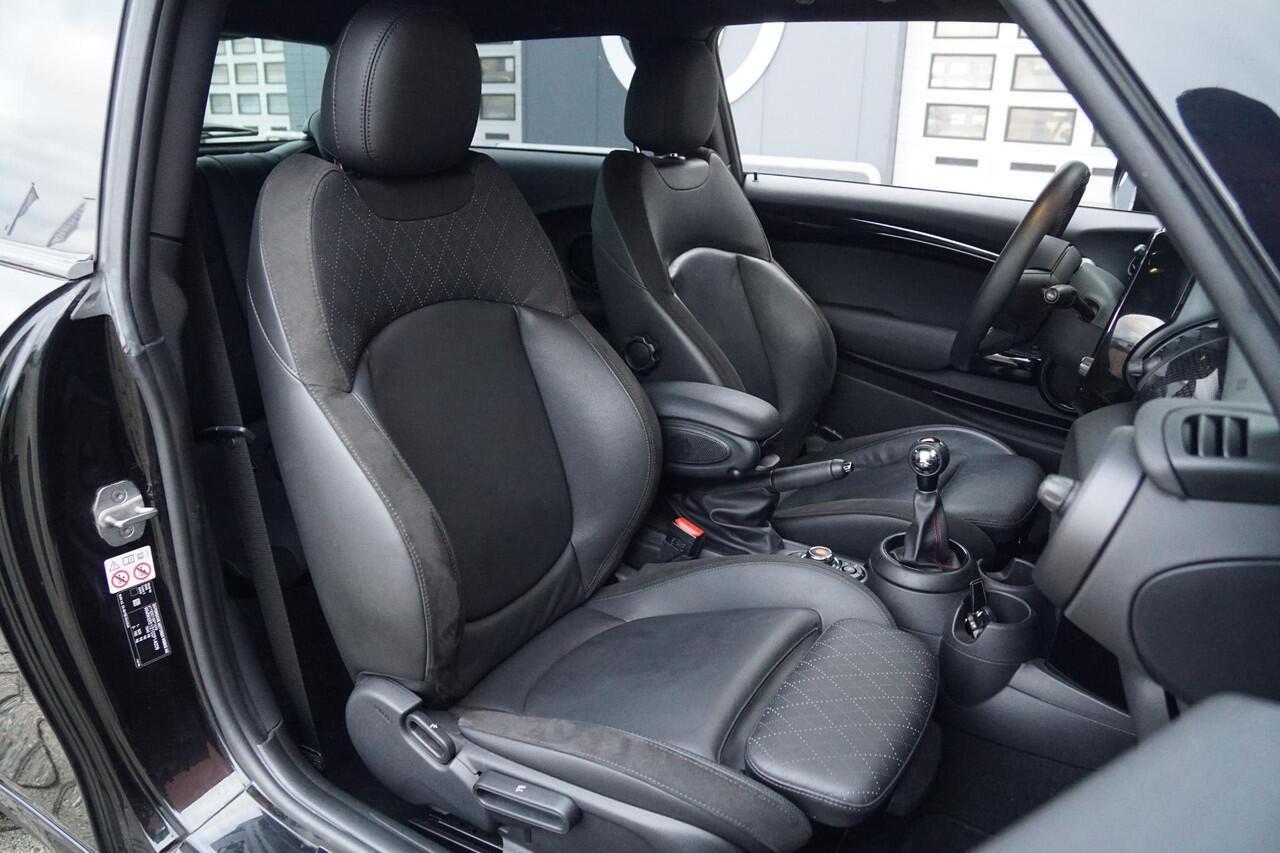 Mini COOPER S Mini 2.0 180PK *HANDGESCHAKELD* + JCW KIT / KEYLESS