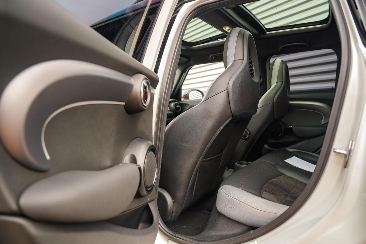 Mini COOPER S Mini 2.0 Rockingham GT Edition JCW Panorama dak Sportuitlaat Kuipstoelen Keyless Led Carbon