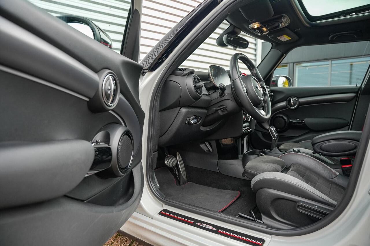 Mini COOPER S Mini 2.0 Rockingham GT Edition JCW Panorama dak Sportuitlaat Kuipstoelen Keyless Led Carbon