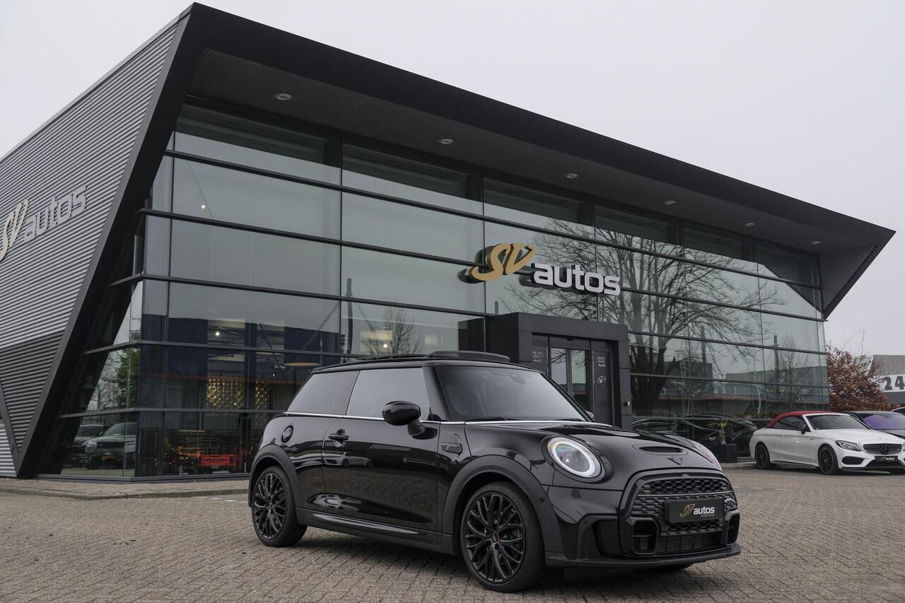 Mini COOPER S Mini 2.0 John Cooper Works JCW Panoramadak Black edition Schaalstoelen NLauto BOMVOL!!