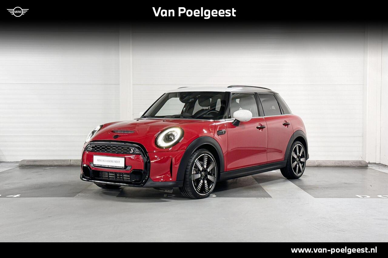 Mini COOPER S 5-deurs | Apple CarPlay | Achteruitrijcamera | Stoelverwarming