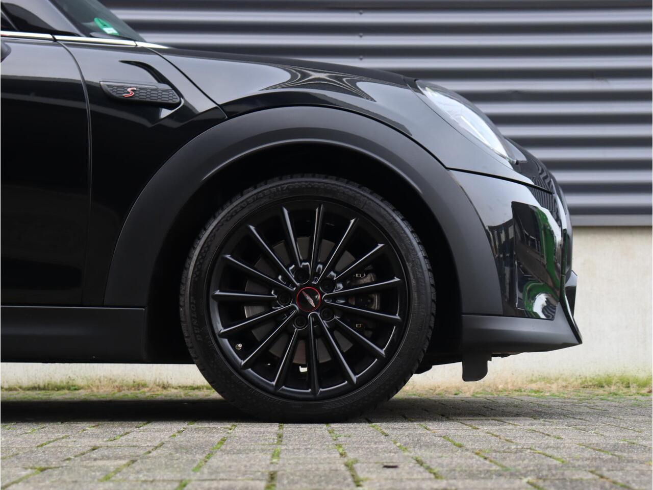 Mini COOPER S Cabrio Yours + Sportstoelen + Apple Carplay + Verwarmbare Voorstoelen + LED + Comfort Access + PDC + 17'' LMV