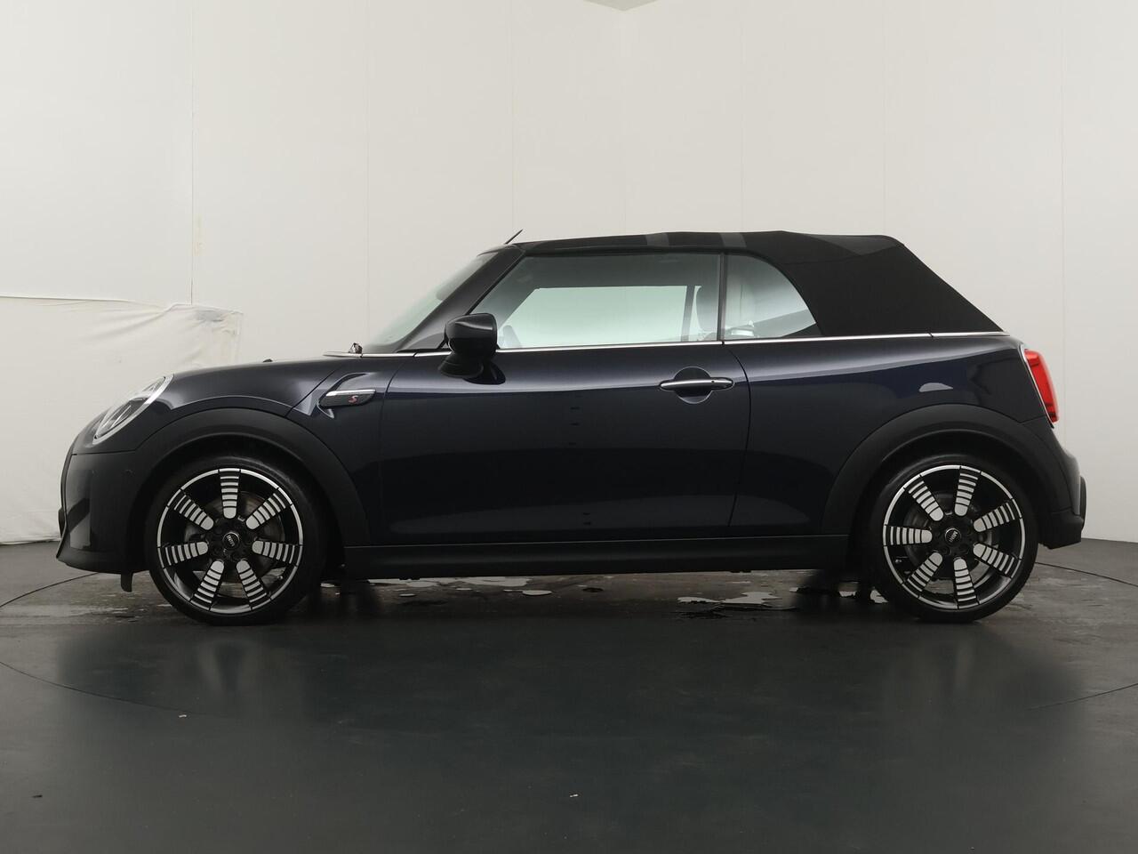 Mini COOPER S Cabrio Yours | Stoel-stuurverwarming | Achteruitrijcamera | Comforttoegangssysteem | Harman Kardon |