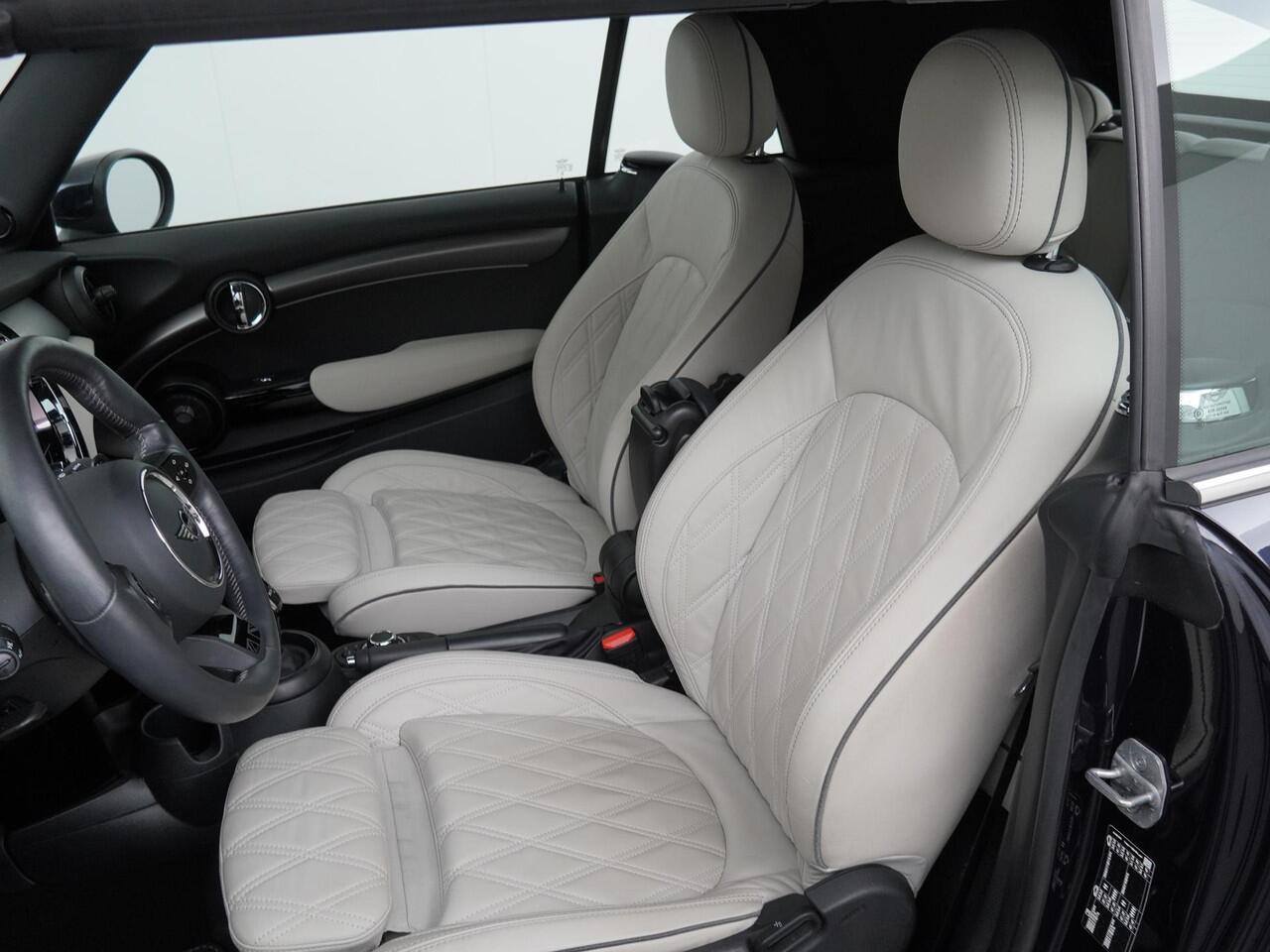 Mini COOPER S Cabrio Yours | Stoel-stuurverwarming | Achteruitrijcamera | Comforttoegangssysteem | Harman Kardon |