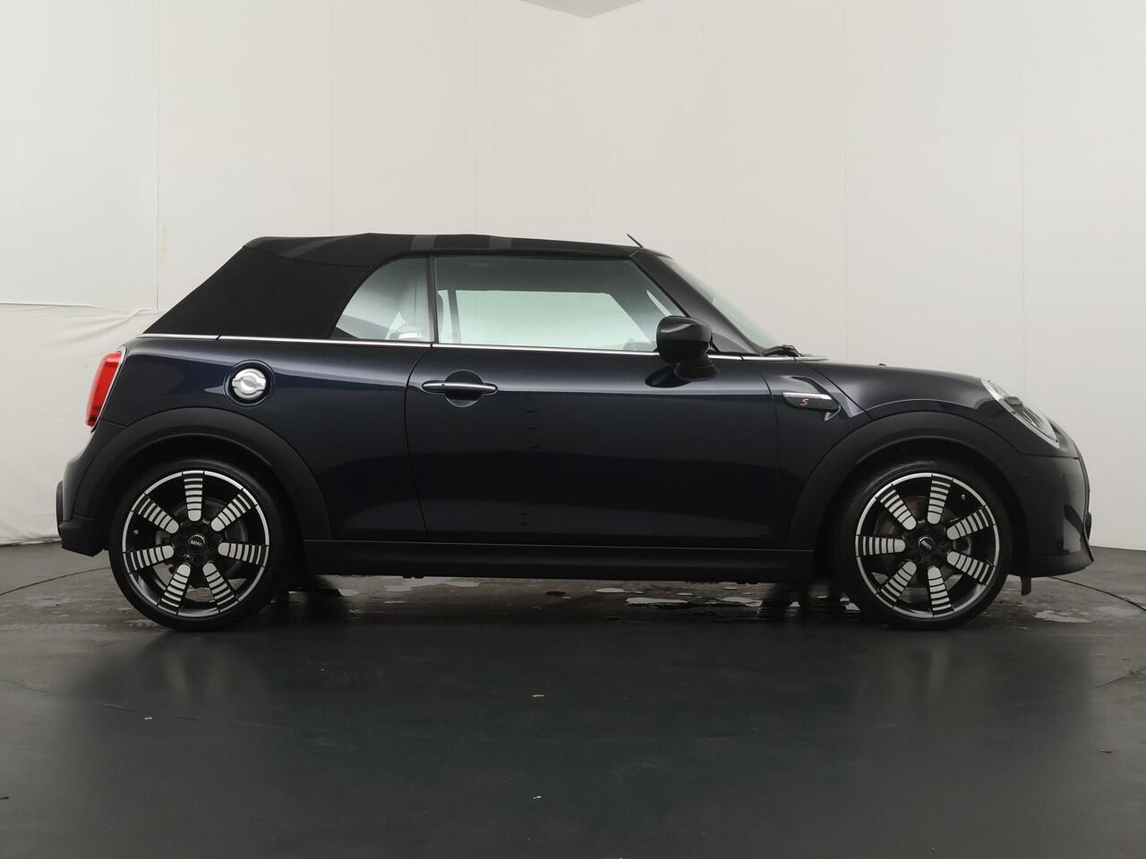 Mini COOPER S Cabrio Yours | Stoel-stuurverwarming | Achteruitrijcamera | Comforttoegangssysteem | Harman Kardon |