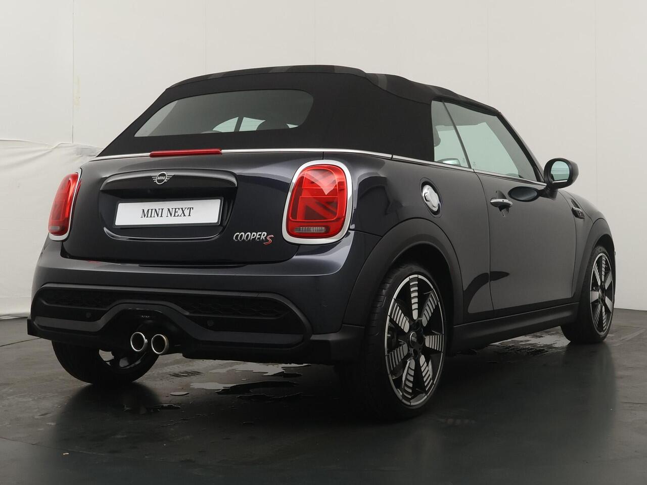 Mini COOPER S Cabrio Yours | Stoel-stuurverwarming | Achteruitrijcamera | Comforttoegangssysteem | Harman Kardon |