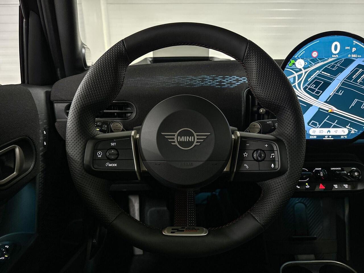 Mini COOPER S 5-deurs | John Cooper Works Uitvoerung | Pakket XL | 18" JCW Lap Spoke two-tone | Selections