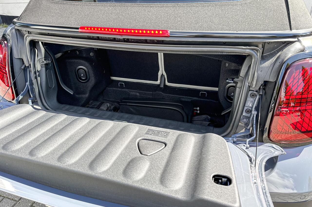 Mini COOPER S Cabrio 2.0 Favoured Pakket XL