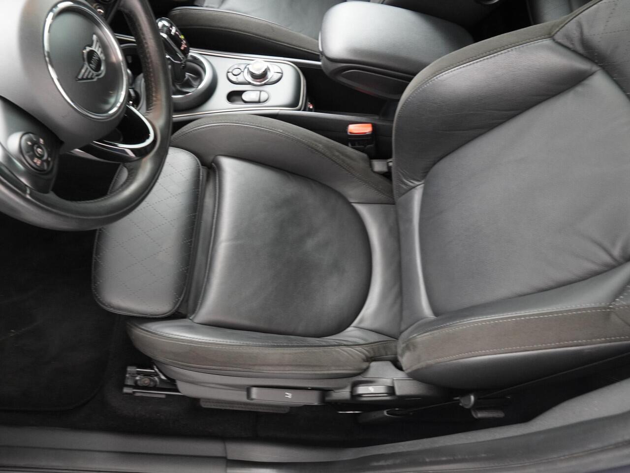 Mini COUNTRYMAN Cooper S Night Jack Edition | Stoelverwarming | Cruise Control | Panoramadak | LED |