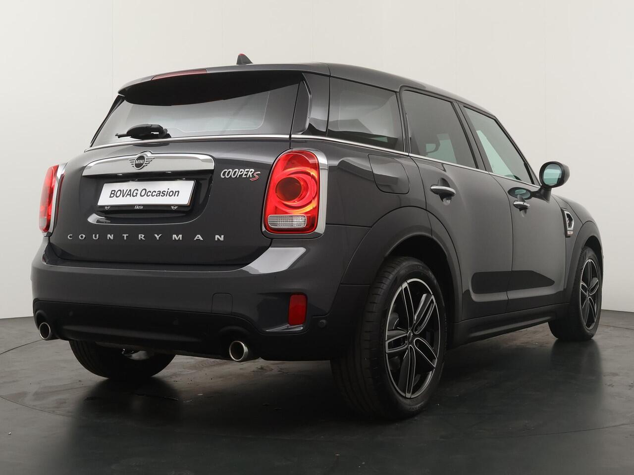 Mini COUNTRYMAN Cooper S Night Jack Edition | Stoelverwarming | Cruise Control | Panoramadak | LED |