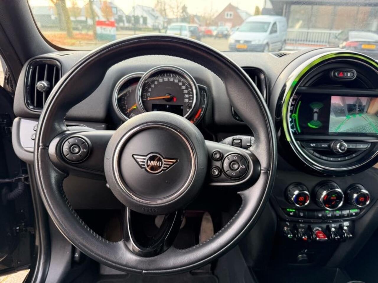 Mini COUNTRYMAN Mini 1.5 One Business Edition Chili