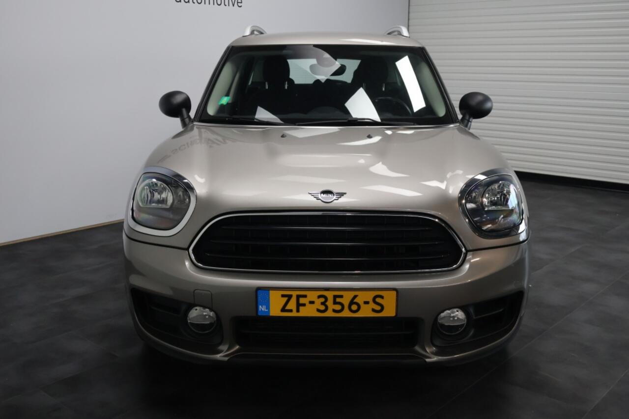 Mini COUNTRYMAN Mini 1.5 One Business Edition | Trekhaak | Navigatie