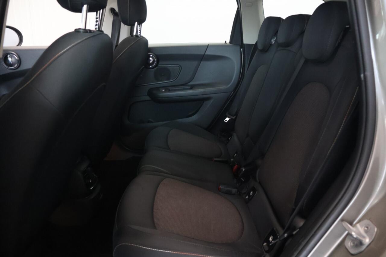 Mini COUNTRYMAN Mini 1.5 One Business Edition | Trekhaak | Navigatie
