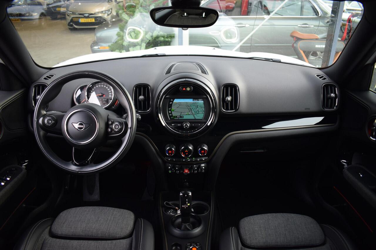 Mini COUNTRYMAN Mini 1.5 Cooper Chili | Apple CarPlay | Half Leer | Stoelverwarming