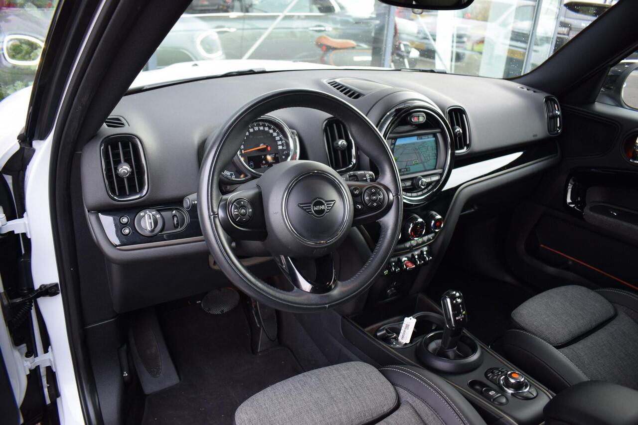 Mini COUNTRYMAN Mini 1.5 Cooper Chili | Apple CarPlay | Half Leer | Stoelverwarming