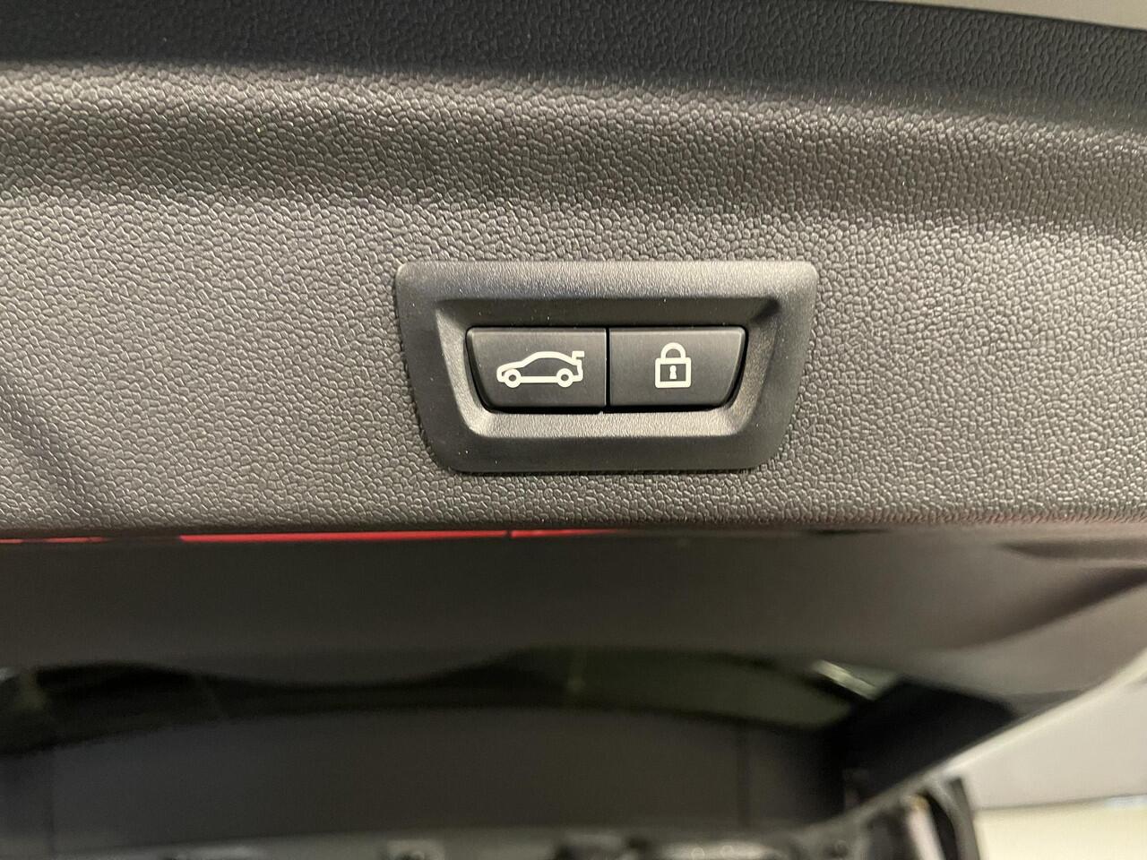 Mini COUNTRYMAN Mini 1.5 Cooper S E ALL4 Chili 18"/Panoramadak/Adaptieve cruise/Leder + memory + stoelverwarming/Harman Kardon/Keyless/Elektrische klep/Head-up/Camera