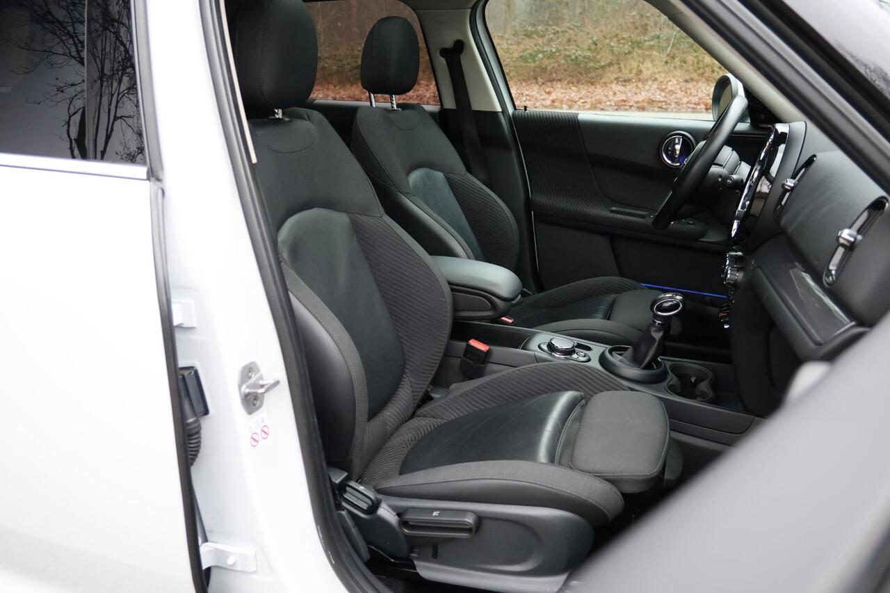 Mini COUNTRYMAN Mini 1.5 Cooper ALL4 Chili AUT | Navi Pro | Pano | Harman Kardon | Camera | Carplay | DAB | Stoelverw. | Keyless | Etc.